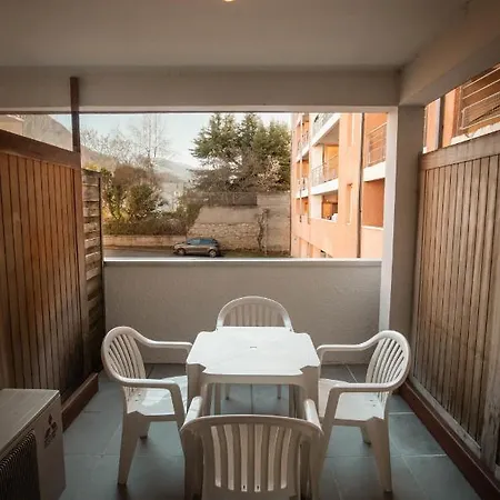 Szálloda Le Petit Pyreneen - Centre; Terrasse; Parking